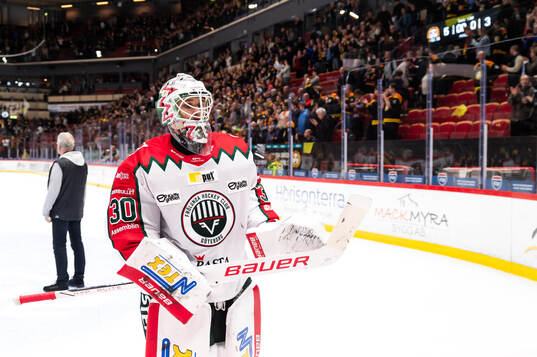 Frölundas målvakt Tobias Normann  deppar