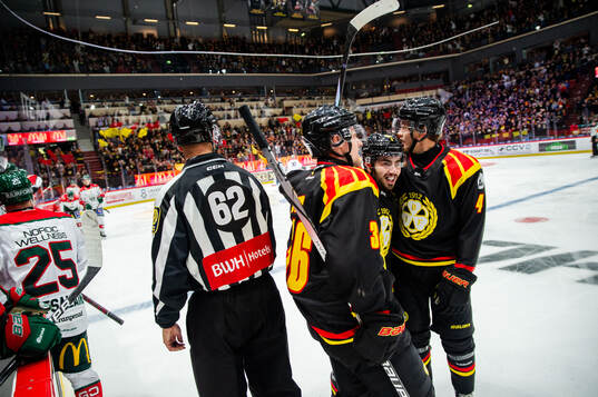 Brynäs Linus Ölund, Bobby Trivigno och Theo Lindstein