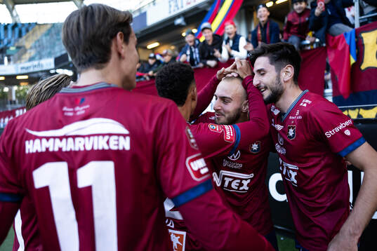 Örgrytes Amel Mujanic jublar
