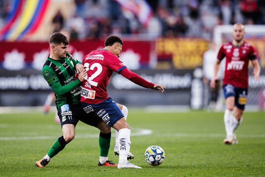 Varbergs Isak Bjerkebo och Örgrytes Tobias Sana