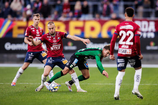 Örgrytes Amel Mujanic och Varbergs Anton Kurochkin