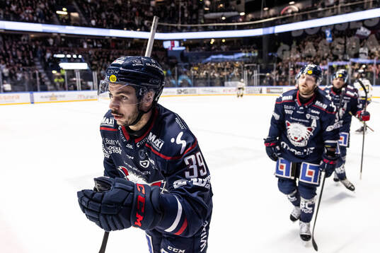 Linköpings Ty Rattie jublar
