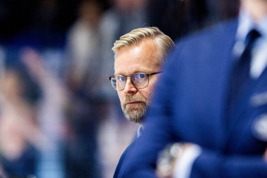 HV71s assisterande tränare Fredrik Davidsson