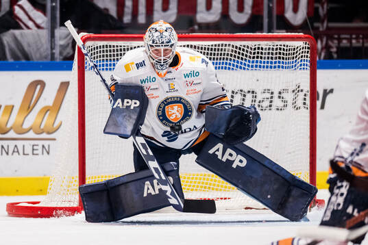 Växjös målvakt Emil Larmi
