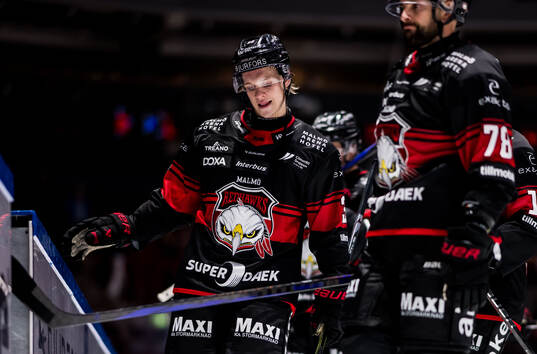 Malmö Redhawks Joona Ikonen deppar
