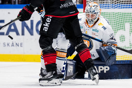 Växjös målvakt Emil Larmi