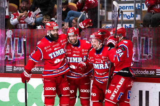 Timrås Jonathan Dahlén jublar