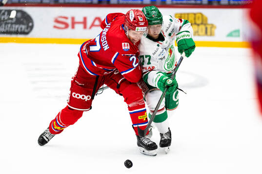 Timrås Oliver Johansson och Rögles Jesper Pettersson