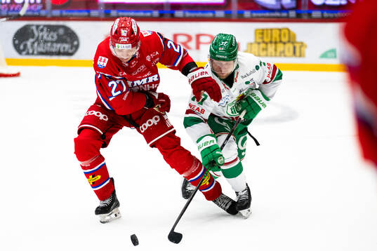 Timrås Oliver Johansson och Rögles Jesper Pettersson
