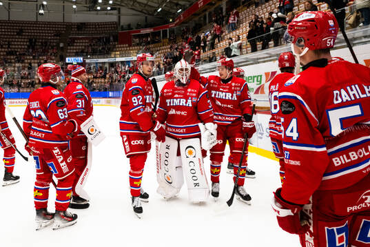 Timrås Anton Lundmark målvakt Jacob Johansson och