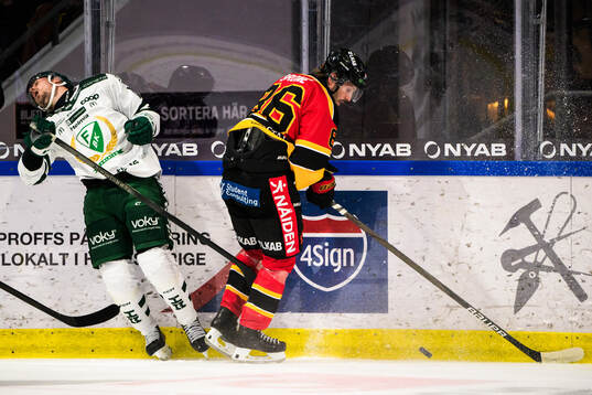 Färjestads Joel Kellman och Luleås Mathias Bromé