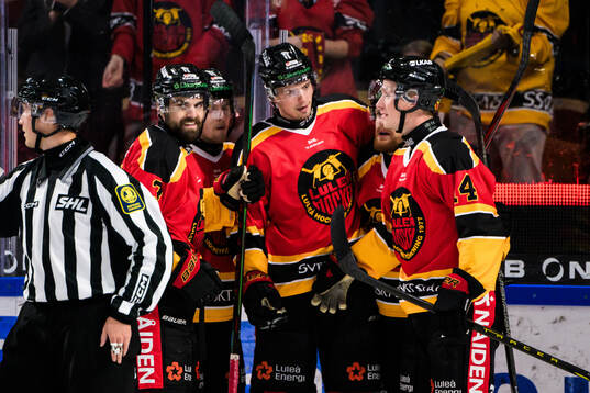 Luleås Markus Nurmi jublar