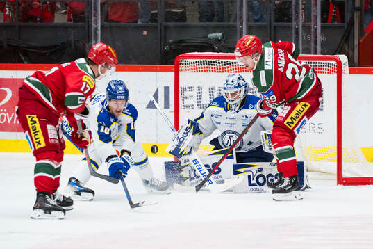 MoDos Riley Woods med Mikkel Aagaard och Leksands Anton