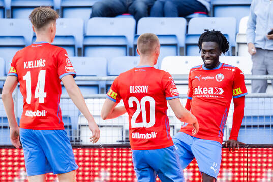 Helsingborgs Benjamin Acquah jublar