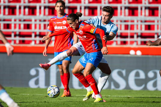 Helsingborgs Ervin Gigovic mot Gefles Iu Ranera Grau