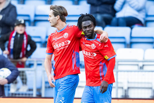 Helsingborgs Benjamin Acquah och Wilhelm Loeper jublar