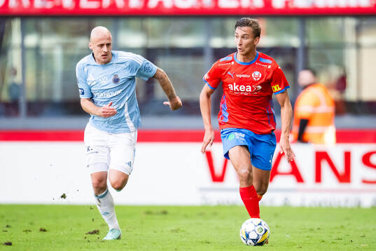 Helsingborgs Wilhelm Nilsson jagas av Gefles Anton Lundin