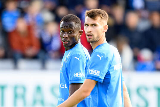 Halmstads Yannick Agnero och Rasmus Wiedesheim-Paul