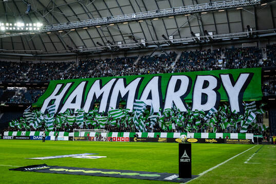 Hammarbys supportrar med tifo