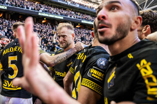 AIKs John Guidetti jublar