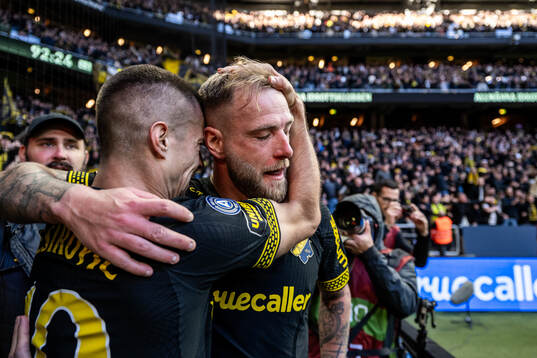 AIKs John Guidetti jublar