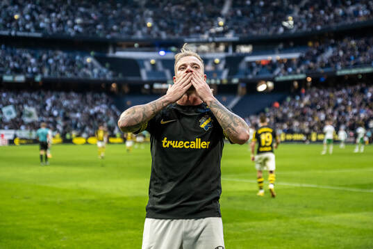 AIKs John Guidetti jublar