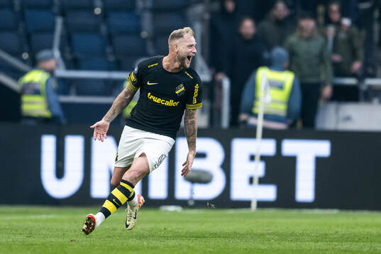 AIKs John Guidetti jublar