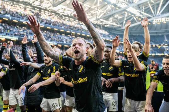 AIKs John Guidetti jublar
