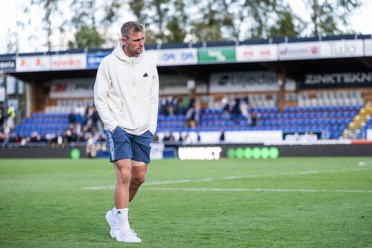 Djurgårdens målvakt Jacob Rinne deppar