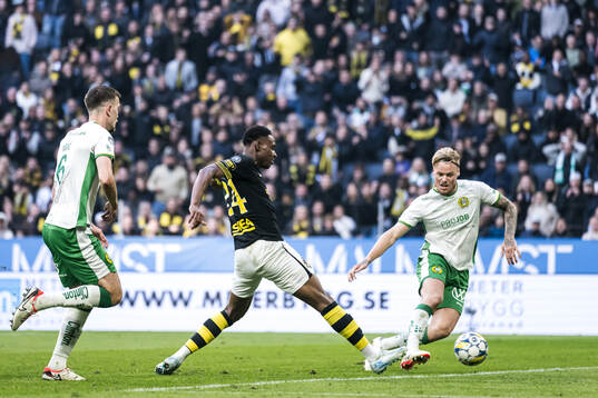 AIKs Mouhamed Lamine Fanne Dabo och Hammarbys Pavle Vagic