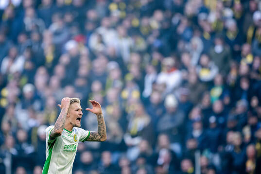 Hammarbys Fredrik Hammar deppar