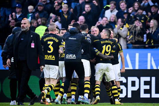 AIKs John Guidetti jublar