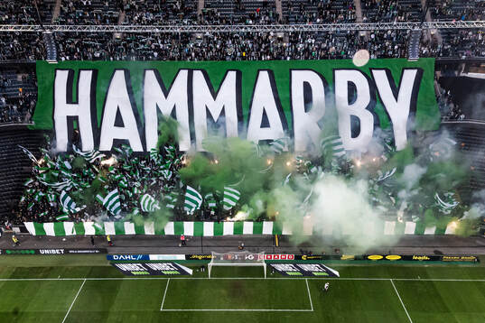 Hammarbys supportrar med tifo