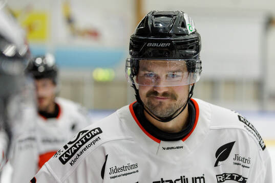 Vita Hästens David Ojamäe