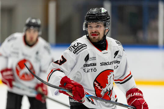 Vita Hästens David Ojamäe