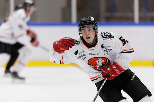 Vita Hästens Isak Kolsbo