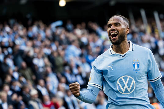 Malmö FFs Isaac Kiese Thelin jublar