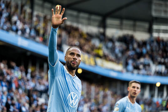 Malmö FFs Isaac Kiese Thelin jublar