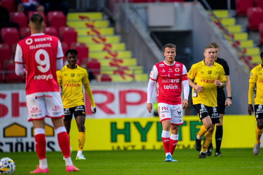 Kalmars Simon Skrabb deppar