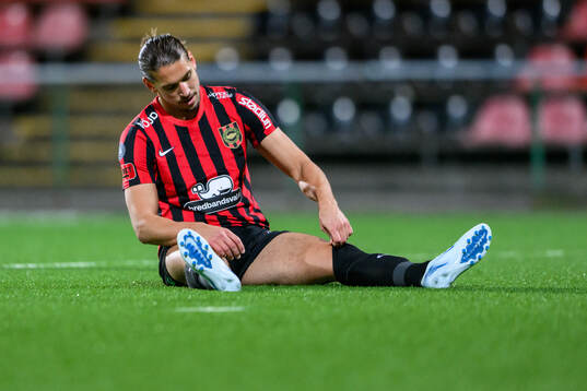 Brommapojkarnas Nikola Vasic deppar