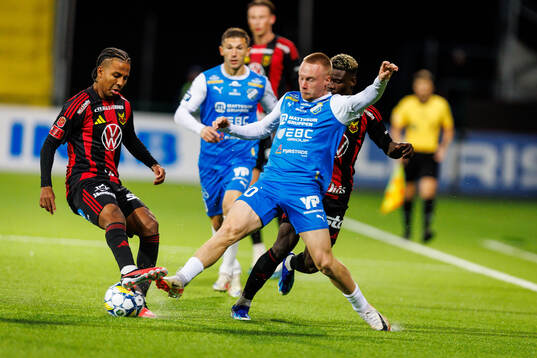 Bläddra bland fler bilder av Fotboll, Superettan, Östersund - Oddevold