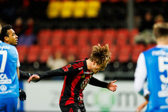 Östersunds Sebastian Karlsson Grach deppar