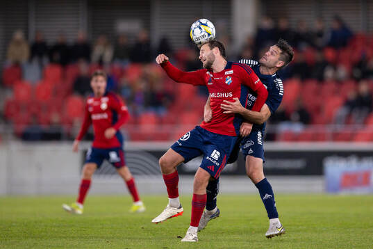 Östers Niklas Söderberg och Utsiktens Ivo Pekalski