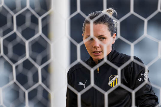 Häckens målvakt Jennifer Falk
