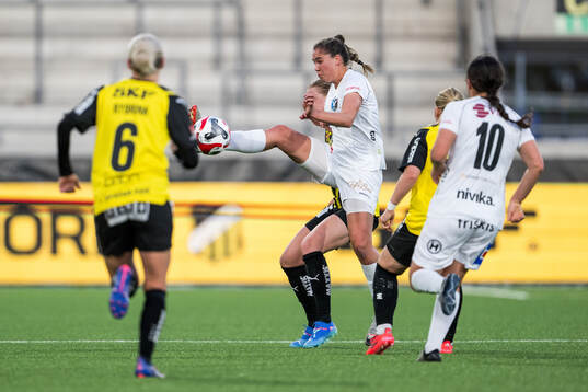 Växjö DFFs Bryndis Arna Nielsdottir