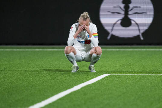 Växjö DFFs Emma Pennsäter deppar