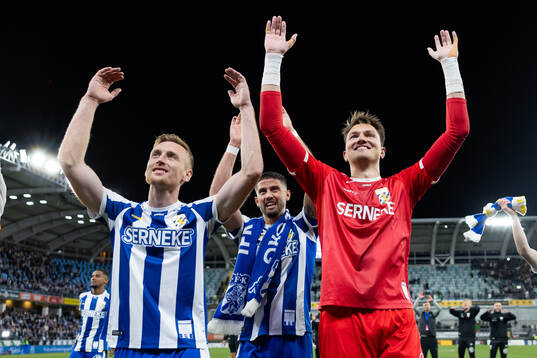 IFK Göteborgs Sebastian Ohlsson och målvakt Jacob