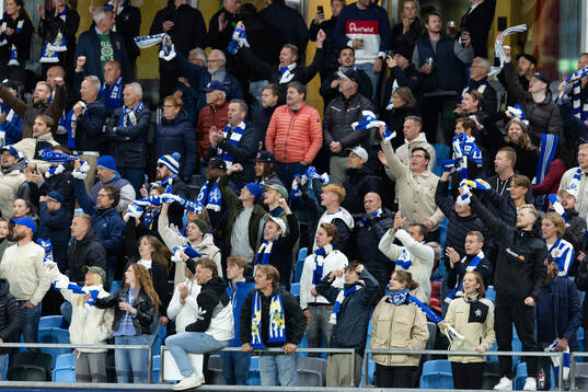 IFK Göteborgs supportrar jublar
