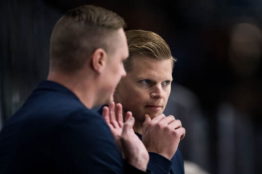 Och Djurgårdens tränare Robert Kimby och assisterande