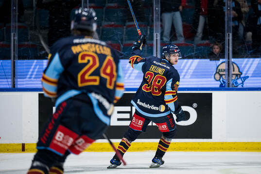 Djurgårdens Victor Eklund jublar